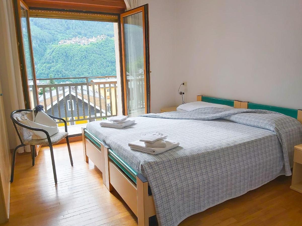 Hotel Fior Di Monte คาสปอกจิโอ ภายนอก รูปภาพ