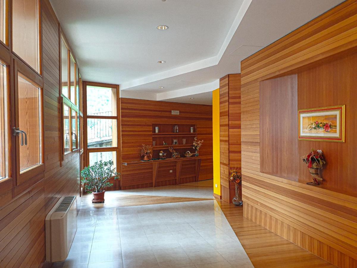 Hotel Fior Di Monte คาสปอกจิโอ ภายนอก รูปภาพ